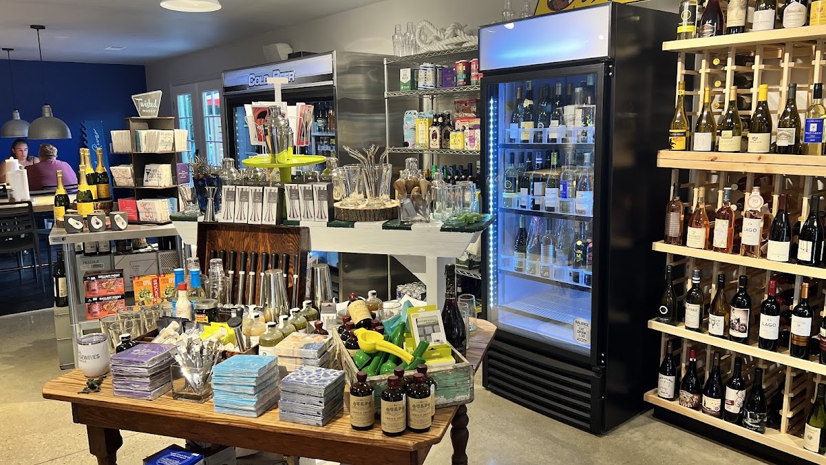 Deltapie Pizza And Specialty Market